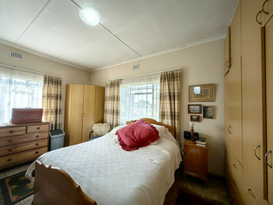 3 Bedroom Property for Sale in Fraaiuitsig Western Cape